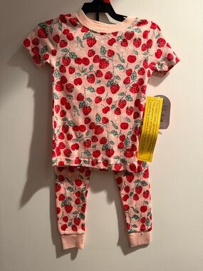 Girls Pink Strawberry-Print Pajama Set